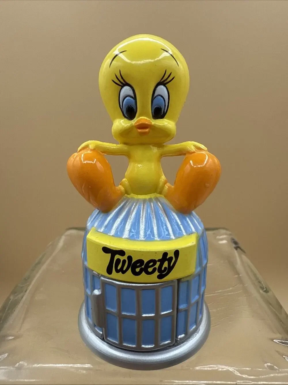 1988 Superior Toy Looney Tunes Tweety Bird 3.25